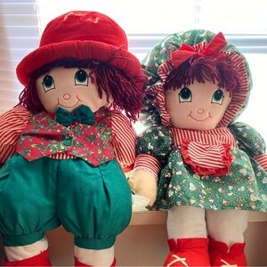 Adorable Rag Doll Set with Red and Green Outfits,❤️🥰😘